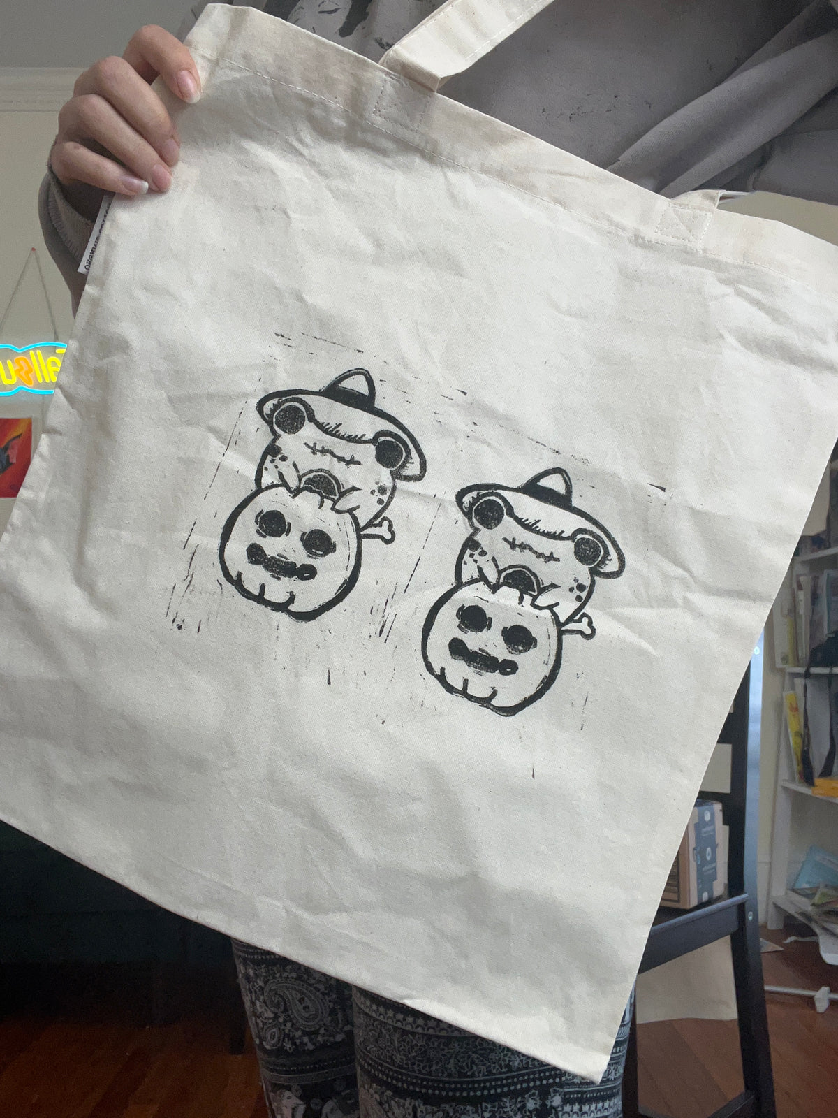 Spooky Frog Tote Bag